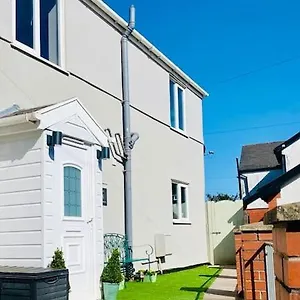 Holiday home The Mews, The Mumbles